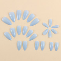 Faux ongles à presser de style européen et américain, bleu clair uni, forme amande, longs, pré-conçus, détachables, minimalistes et d'aspect premium