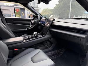 سيارات مستعملة ذات عدد كيلومترات منخفض - جيلي بويو كول 1.5T الإصدار الذكي المتصل - Product Image 4