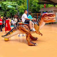Dinosaure animatronique T-rex à roulettes pour balades