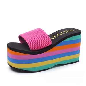 Sandalias de tacón alto con punta en pico y diseño de lunares para mujer, a la moda, con suela de goma antideslizante, venta al por mayor de fábrica - Product Image 5
