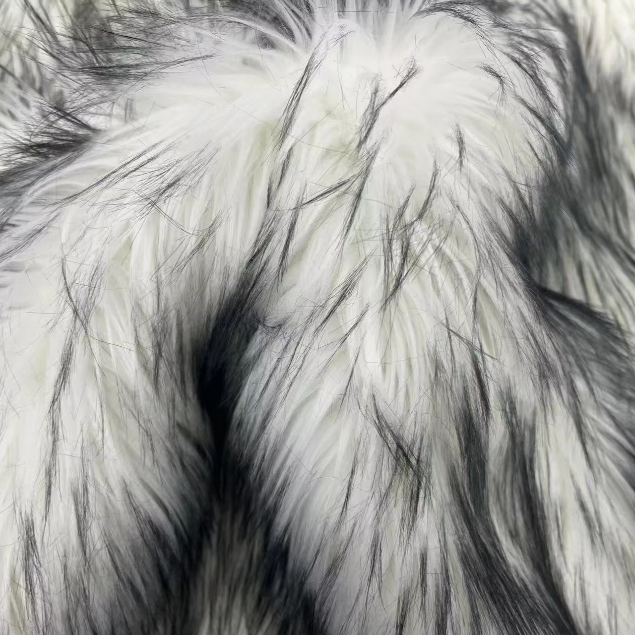 Factory Manufacturing Long Hair Pile Mongolian Faux Wolf Fur Home Textile Fabric Faux Animal Fur Fabric