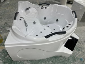 Bañera de <span class=keywords><strong>Hidromasaje</strong></span> de <span class=keywords><strong>Esquina</strong></span> de Lujo HG para 2 Personas con Pasamanos de Seguridad, Color Personalizado de la Carcasa y Herrajes para Proyectos Hoteleros y Mansiones - Product Image 6
