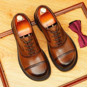 Chaussures Oxford en cuir véritable pour hommes de haute qualité - Imperméables, à semelle plate, pour l'automne, pour les affaires - Product Image 6