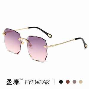 Frameless Square <b>Gradient</b> <b>Sunglasses</b> Gold Metal UV400 Women Fashionable - Product Image 3