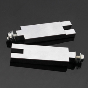 Clé spéciale pour le retrait du bouchon de réservoir de carburant de voiture, en acier inoxydable, type à angle droit, design incurvé haut de gamme, pour couvercle de pompe à essence - Product Image 2