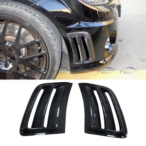 ช่องระบายอากาศด้านข้างกันชนหน้าคาร์บอน สำหรับรถยนต์เมอร์เซเดส-เบนซ์ ซีคลาส W204 C63 ปี 2007-2011 - Product Image 5