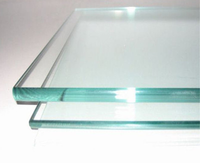 Verre flotté trempé de 15 mm avec trous percés pour balustrade structurelle à fixation ponctuelle, conception moderne, décoration de salle de bain