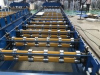 Ligne de production entièrement automatique de tuiles de toiture en acier verni, compatible PPGI, moteur d'alimentation 1200 mm, machine de formage à froid