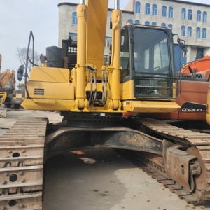 รถขุดตีนตะขาบขนาดใหญ่ Komatsu PC460LC-8 46 ตัน มือสอง รุ่น PC460 ราคาถูก ขายดี เครื่องจักรก่อสร้าง - Product Image 1