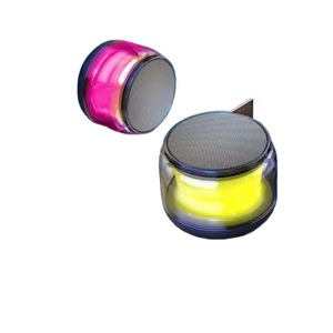 Haut-parleur Bluetooth portable, son stéréo sans fil miniature avec microphone pour une utilisation en extérieur et en voyage - Product Image 2