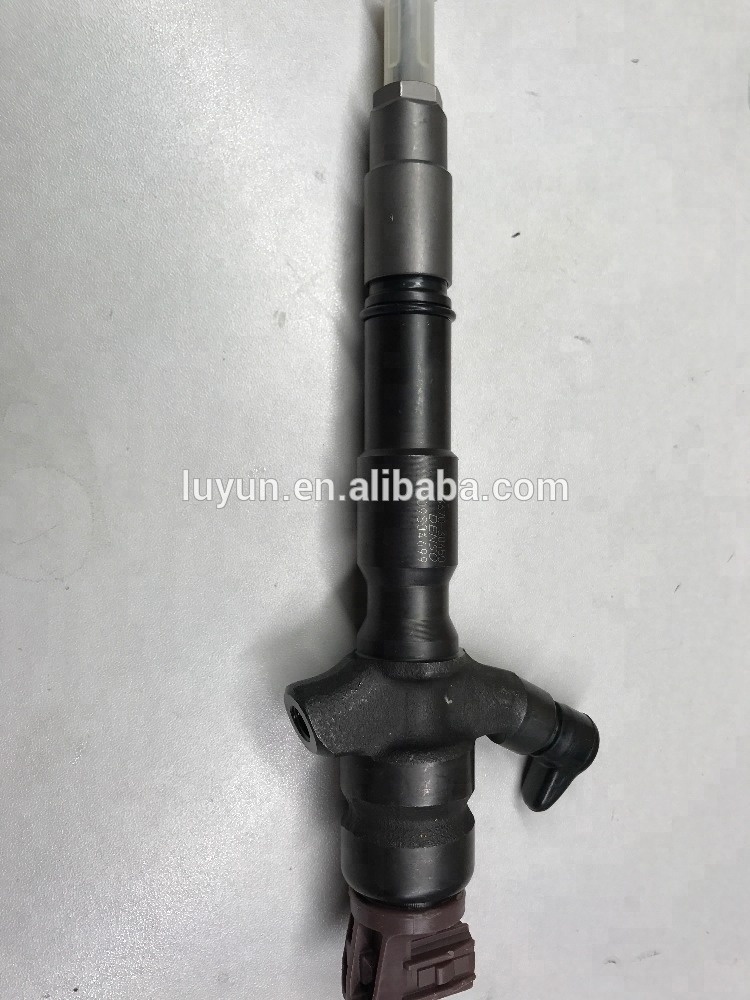 2367030450 original injector nozzle 1KD injector 23670-30450 common rail injector 23670-30450 for TOYOTA HILUX 1KD