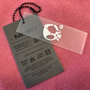 Etichette Pendenti in PVC con Logo Teschio <span class=keywords><strong>3D</strong></span>, <span class=keywords><strong>Stampa</strong></span> CMYK, Cartoncino Spesso per Abbigliamento - Product Image 1
