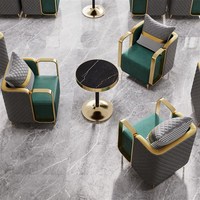 Set Tavolo da Pranzo in Acciaio Inox Stile Italiano con 2 Sedute, Divani per Caffetteria, Arredamento di Lusso per Hotel, Ristoranti Coreani e Caffè