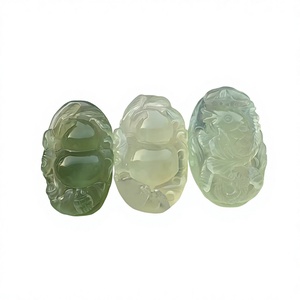 Colgante de jade natural con forma de fruta para colgar, colgante de jade Xiuyan, colgante para decoración del cuello - Product Image 4