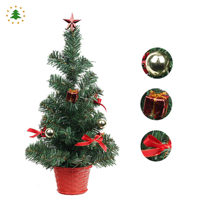 Cây thông Noel nhân tạo nhỏ để bàn 40cm màu vàng đỏ bạc, hàng mới về, có sẵn, đang bán - Product Image 2