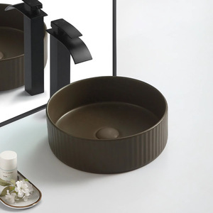 Mini lavabo simple en céramique de luxe intégré, lavabo de salle de bain personnalisé, petite taille, comptoir de balcon, lavabo - Product Image 2