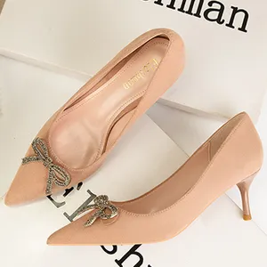 Comfortable fashion Rhinestone Bowknot Mules Sparkling sandals Women Spring and Summer Pointed Toe Heel Pumps work shoes