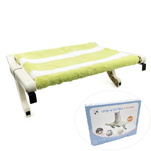 Cama Hamaca Portátil Ajustable para Gatos con Cubierta Lavable Extraíble, Forma Cuadrada, Relleno de Plástico, para Interiores - Product Image 1