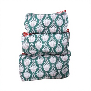 Organisateur de cosmétiques artisanal 3 pièces, écologique, style bohème vintage, avec pompons, 100% coton, grande capacité, fermeture éclair - Product Image 1