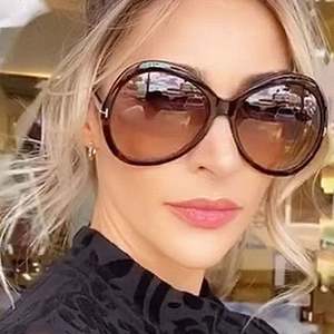 Gafas de Sol Redondas Negras Retro de Moda 2022, Lentes de Sol UV400, Gafas de Sol de Ojo de Gato Extra Grandes para Mujer - Product Image 2