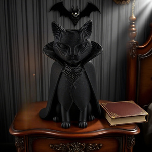 Ornement de chat en forme de cape de costume moderne du milieu du siècle imprimé en 3D avec une apparence sombre pour la remise des diplômes et Pâques - Product Image 2