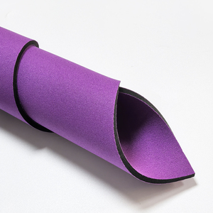 Tube en feuille de caoutchouc mousse SBR SCR CR <span class=keywords><strong>n</strong></span>éoprène à cellules fermées imperméable et durable personnalisé Bandes d'épaisseur de 1mm à 10mm - Product Image 1