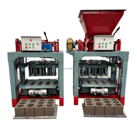 Machine à fabriquer des blocs emboîtables pour ligne de production de briques creuses et pleines en ciment