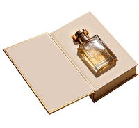 Boîte cadeau rigide en forme de livre avec fermeture magnétique de 100 ml, impression quadricolore, doublure en satin, insert en mousse
