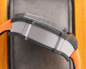 Montre à quartz de luxe pour homme en fibre de carbone, cadran quadrillé, design ajouré en fil d'acier, étanche, bracelet, cadeau - Product Image 6