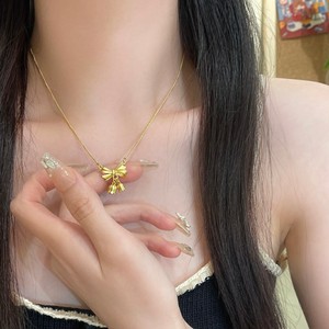 Mode Arc Collier PVD Plaqué Or Ruban Bowknot Fleur Bijoux Colliers Muguet Pendentif Collier - Product Image 2