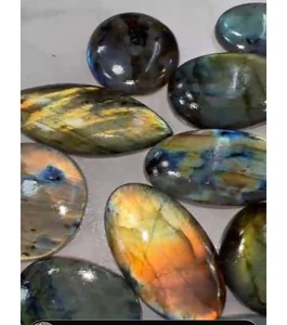 Piedra Lunar Arcoíris de Gran Tamaño de 25 mm a 35 mm a 40 mm, Gema con Certificación IGI, Joyería de Boda al por Mayor, Forma Ovalada Natural - Product Image 2