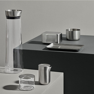 <span class=keywords><strong>Carafe</strong></span> <span class=keywords><strong>à</strong></span> <span class=keywords><strong>eau</strong></span> en verre <span class=keywords><strong>cristal</strong></span> clair de 1000ml avec couvercle en acier inoxydable pour une boisson polyvalente - Product Image 6