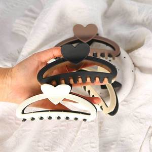 Shark <b>Clip</b> Hairpin Large Size 13 Cm Plastic Women Daily Use Heart Design - Product Image 4