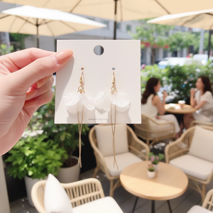 Vendita calda di tendenza stile coreano minimalista conchiglia croce orecchini Clip-On per le donne gioielli di moda all'ingrosso - Product Image 3