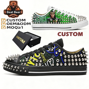Baskets en toile personnalisées <span class=keywords><strong>avec</strong></span> rivets et clous, impression de personnage sur mesure, service OEM ODM <span class=keywords><strong>avec</strong></span> faible MOQ pour le streetwear - Product Image 1