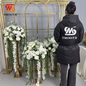 Centro de Mesa Floral de Alta Calidad, Hecho a Mano, con Tacto Real, Elegante Centro de Mesa, Bola de Flores Artificiales de Rosas - Product Image 2