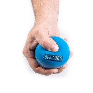 Boule pondérée en PVC Offre Spéciale écologique remplie de sable ou de fer comme boule de médecine pour les exercices d'haltérophilie ou la gymnastique à domicile - Product Image 1