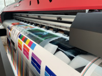 Impresora de Inyección de Tinta CRYSTEK GZ de 1.8m para Eco-solventes con Cabezales de Impresión Individuales XP600/I3200, Colores CMKY