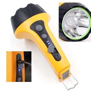 Lampe de poche LED rechargeable par USB, ultra-lumineuse, projecteur portatif longue portée, étanche, lampe de poche portable pour le camping en plein air - Product Image 4