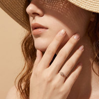 Anillo de Trébol de Cuatro Hojas de Diseño Delicado Hecho a Mano, Exportación de Fabricante Mayorista, Oro Rosa de 18K, Diamante Natural de 0.25ct