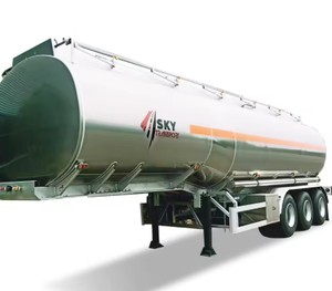 Semirremolque Cisterna de Acero Inoxidable de 3 Ejes para Transporte de Agua Potable, Aceite y Líquidos Comestibles - Product Image 1