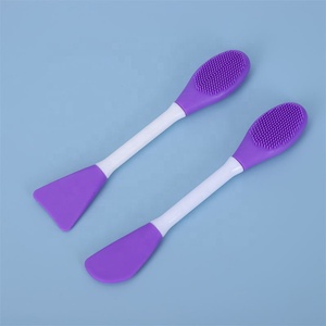 <span class=keywords><strong>Pennello</strong></span> Doppio Angolato in Silicone <span class=keywords><strong>per</strong></span> Blush e Maschera Viso, con Setole Sintetiche <span class=keywords><strong>per</strong></span> Esfoliazione, Applicazione <span class=keywords><strong>Fondotinta</strong></span> e Rasatura sulle Guance - Product Image 2