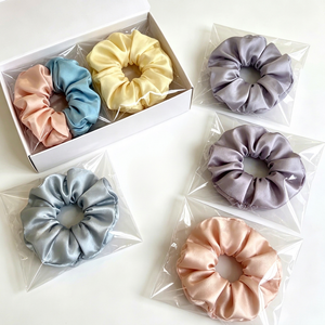 Elegant Versatile High-End Sports Hair Band Solid Color Puff Fabric Scrunchie for Summer Bright Ponytail Sports Entertainment - Product Image 1