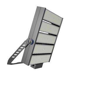 La lumière élevée <span class=keywords><strong>de</strong></span> mât d'aéroport <span class=keywords><strong>de</strong></span> 1800 watts a mené le <span class=keywords><strong>terrain</strong></span> <span class=keywords><strong>de</strong></span> football <span class=keywords><strong>de</strong></span> <span class=keywords><strong>projecteur</strong></span> pour la lumière <span class=keywords><strong>de</strong></span> stade - Product Image 5