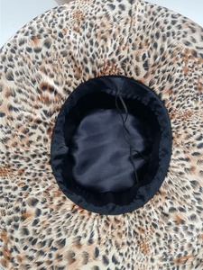Sombrero de fieltro satinado endurecido para mujer, sombrero elegante para fiesta o iglesia, a la moda, ala ancha, Real Club, Patricio - Product Image 3