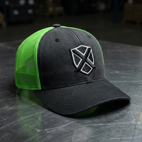 Gorras Trucker Unisex de Estilo Deportivo con Visera Plana y Letras, de 5 Paneles, 100% Poliéster, Color Sólido, para Deportes al Aire Libre