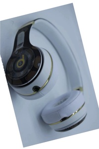 B-eats Solo3 tai nghe thể thao sinh viên gắn đầu không dây Quà Tặng đôi - Product Image 6