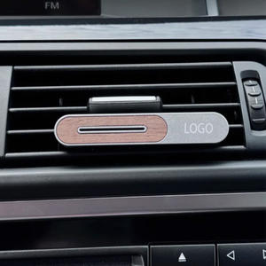 Rafraîchisseur d'air avec logo personnalisé Oem Design creux Clip Design Exquis Craftsmanship Metal Aromatherapy Aroma Diffuseur de <span class=keywords><strong>parfum</strong></span> - Product Image 1