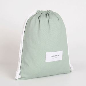 Sac à cordon Premium Vert pour hôtel, sac à chaussures lavable, sac anti-poussière personnalisé pour la maison, idéal pour les voyages et la promotion hôtelière - Product Image 2