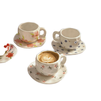 Tasse à Café Thé en Céramique Florale Peinte à la Main avec Soucoupe 250ml Tasse à Expresso Cappuccino en Porcelaine pour Maison Café Fête